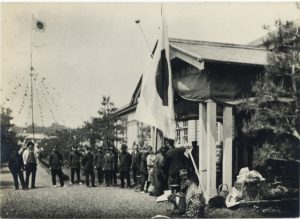 創立１０周年記念祭
当日の玄関